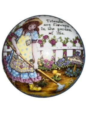 Imperial Porcelain FRIENDSHIP GARDEN Trinket Box Brass Ring Connector Great Gift